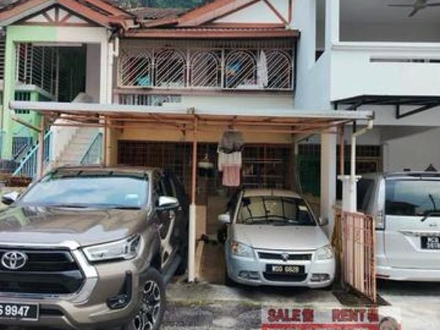 Taman Bukit Saga Ampang Town House For Sale