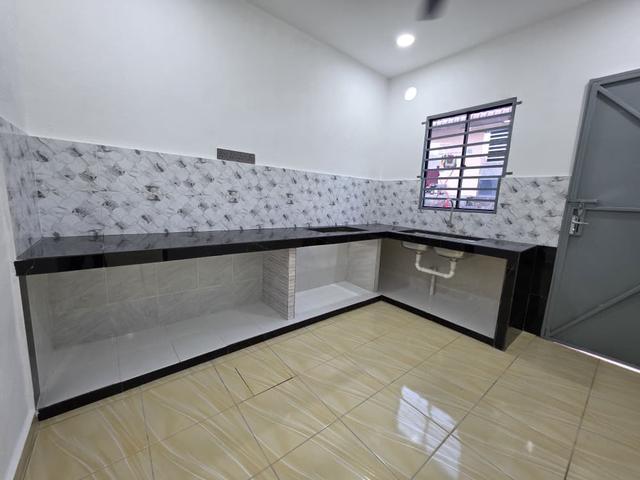 Taman Camar 1Storey Terrace For Sale