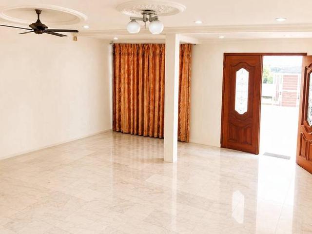 Taman Cantek 2 Storey Terrace Corner Bare Unit Near Aroma 4 Carparks