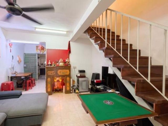 Taman Cahaya Masai Pasir Gudang Kitchen Extended Good Condition