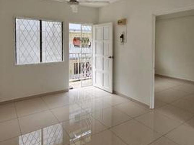Taman Cempaka Kempas Renovated Low Cost