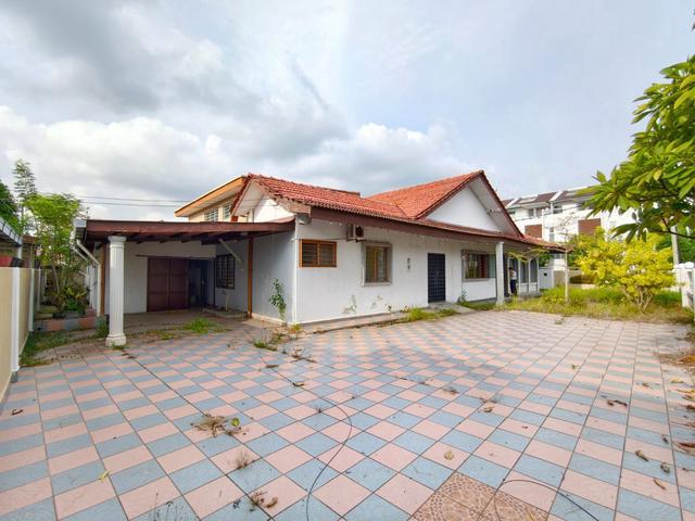 Taman Cempaka Klebang Besar Melaka Freehold Bungalow Corner Lot