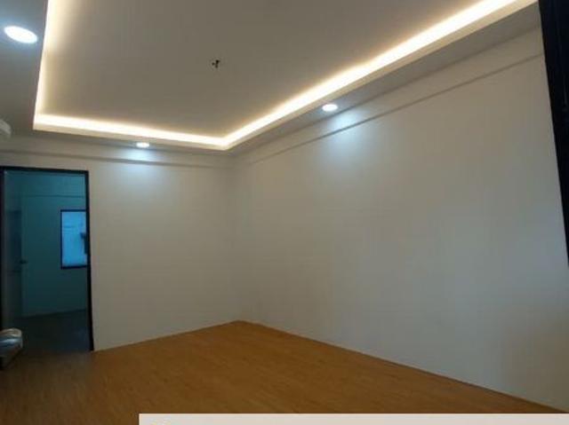Taman Cendena Pasir Gudang Renovated Flat Table Top Plaster Ceiling Sliding Window Toilet Tiles New Paint Grill