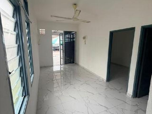 Taman Cenderawasih House for sale