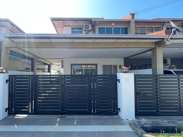 TAMAN CERAH MENGGATAL Intermediate Corner For Sale