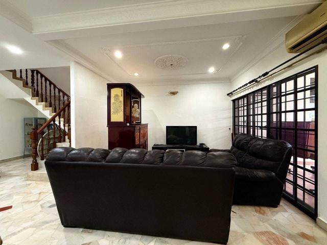 Taman Chi Liung klang Double Storey House fully extended value buy