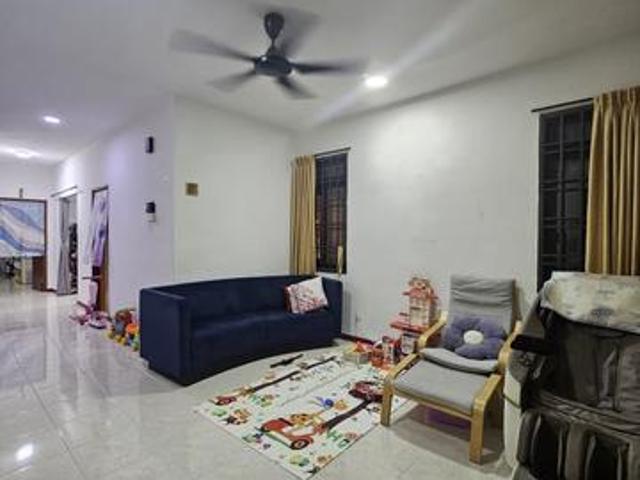 Taman D Utama Townhouse Near Perling Bukit Indah