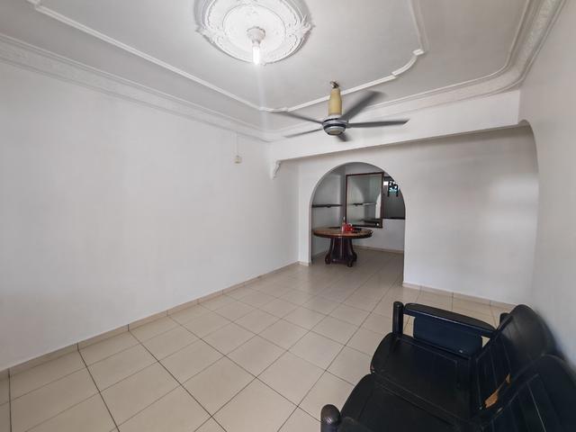 Taman Damai Jaya Double Storey House For Rent