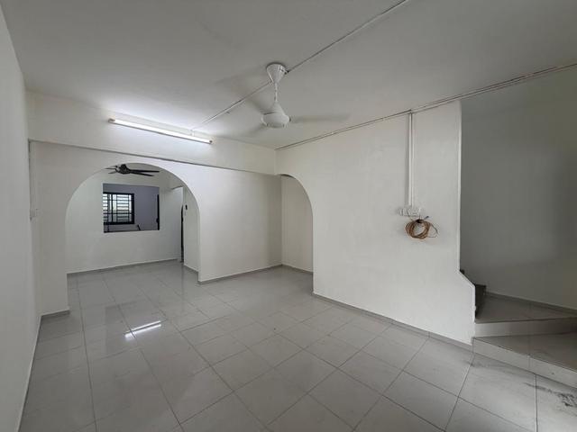 Taman Damai Jaya Double Storey Low Cost