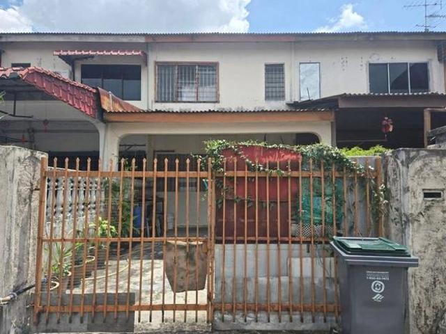 Taman Damai Jaya double storey low cost full loan for sales