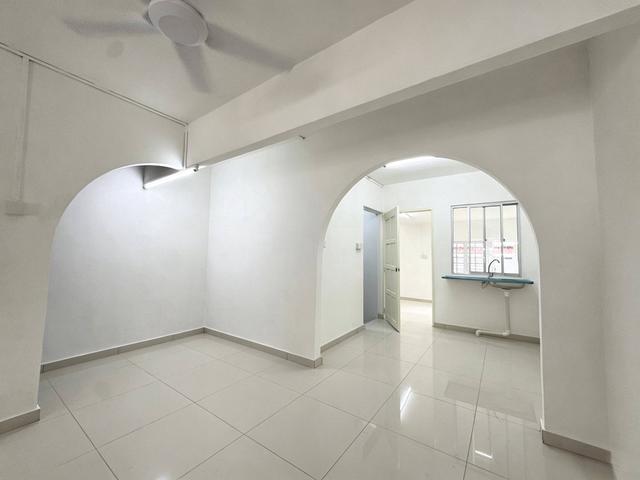 Taman Damai Jaya Low Downpayment Fully Extended Renovated