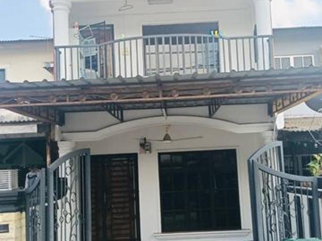 Taman Damai Jaya Skudai Middle cost Double Storey 3 Bed 2 Bath