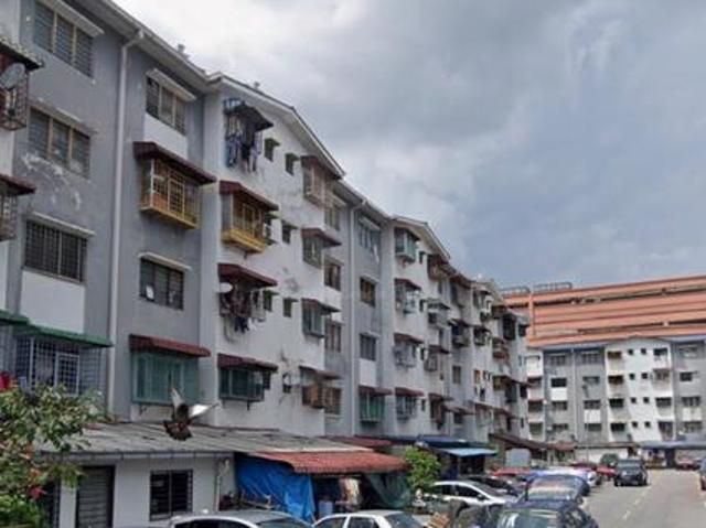 Taman Dagang Ampang block dahlia tingkat 4