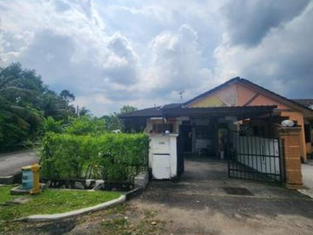 Taman Dahlia Single Storey Terrace House 3bed Pasir Gudang Johor
