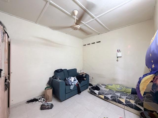 Taman Dahlia Single Storey Full loan Tampoi Kempas Mewah Ria perling
