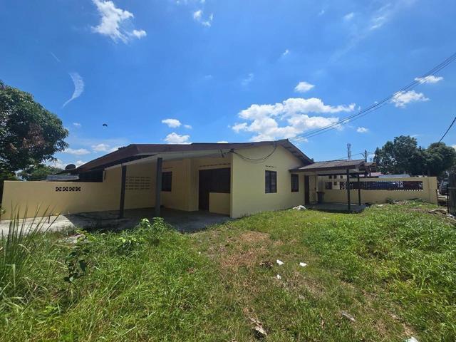 Taman Dahlia Tampoi Single Storey Low Cost