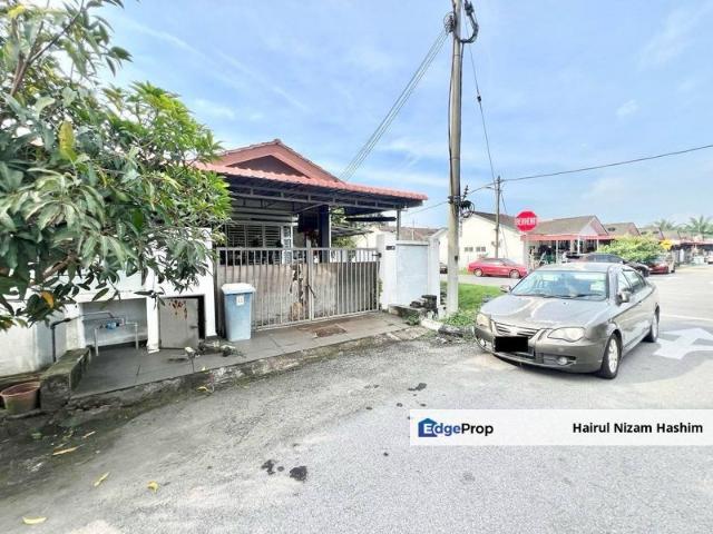 Taman Dato Hormat, Telok Panglima Garang