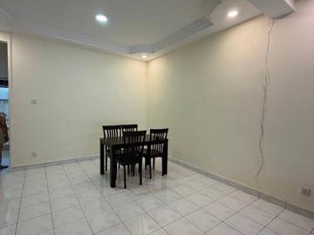 Taman Daya Austin Double Sty House For RENT
