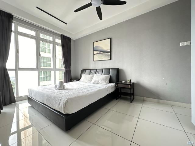 Taman Daya Condo Fully Furnished Master Room with Private Bathroom for Rent
