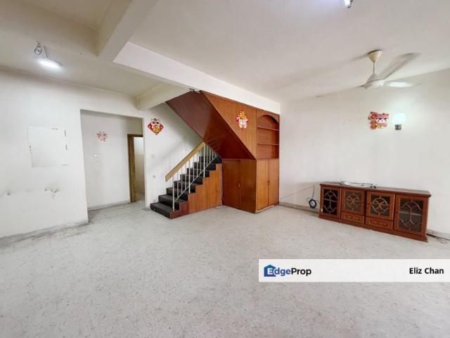 TAMAN DAYA, DOUBLE STOREY HOUSE, BELOW MARKET UNIT