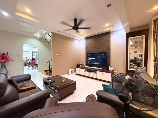 Taman Daya Double Storey Terrace GG