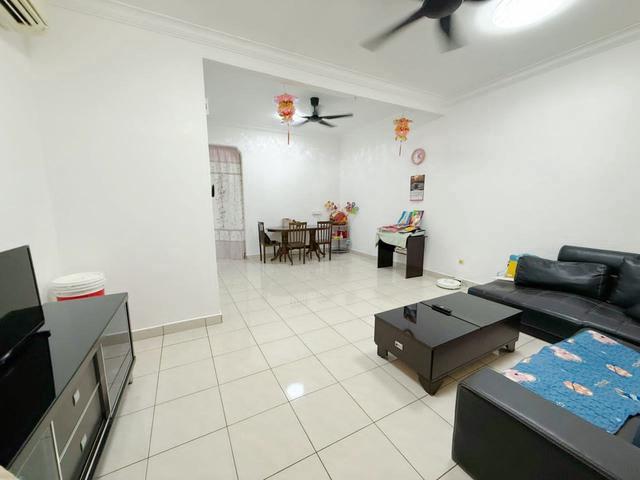 Taman Daya Enau Gated Guarded Terrace For Sale