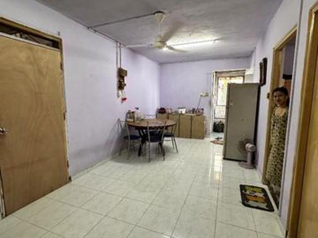 Taman daya flat Mins to terbrau Johor Bahru Jalan nipah