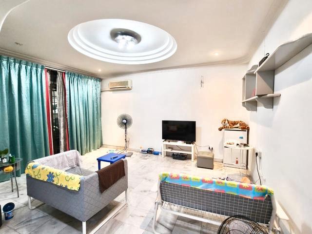 Taman Daya Jalan Pinang x Johor Bahru Double Storey Terrace House For
