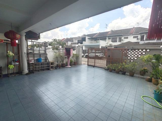 Taman Daya Jalan Rumbia Double Storey Renovated Extended Limited Unit