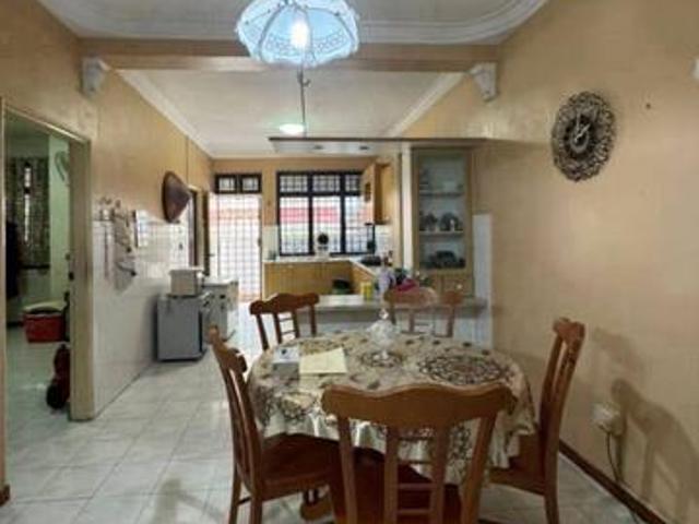Taman Daya Jalan Rumbia Double Storey Renovated North