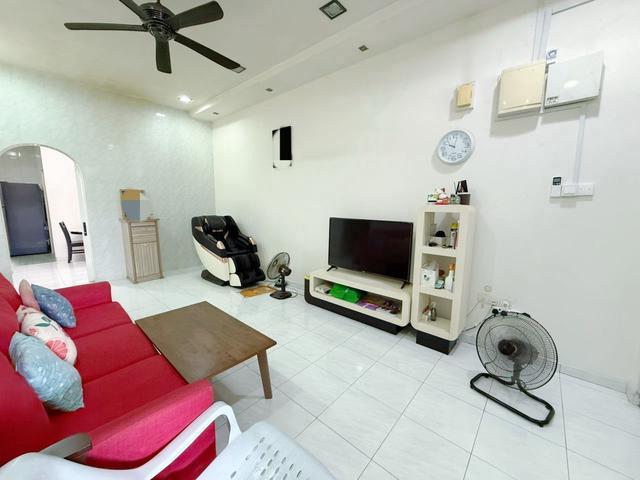 Taman Daya Jln Ninong Fully Renovated Single Storey For Sale