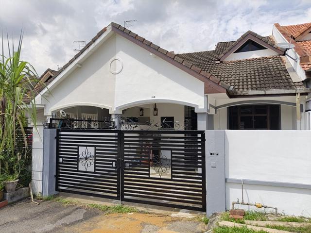 Taman Daya Jln Nibong Single Storey Terrace House Renovated