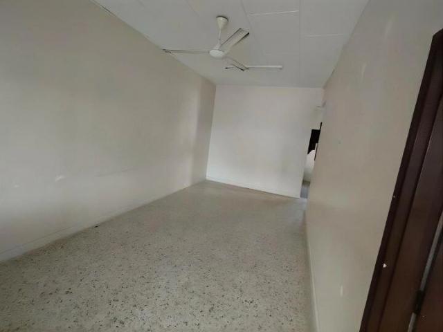 Taman Daya Single Storey Terrace Corner Lot with Extra Land FOR SALE Taman Daya, Johor Bahru [CORNER LOT] SINGLE STOREY TERRACE HOUSE SELLING PRICE: RM680,000 PROPERTY DETAILS LOCATION: Jala