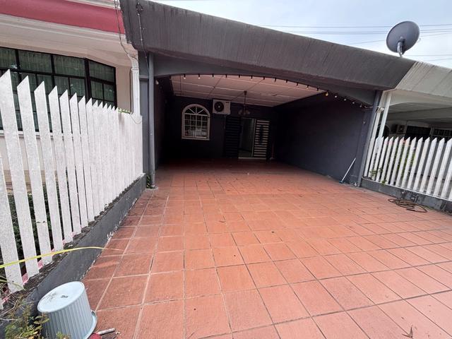 Taman Daya Usaha double storey for sale