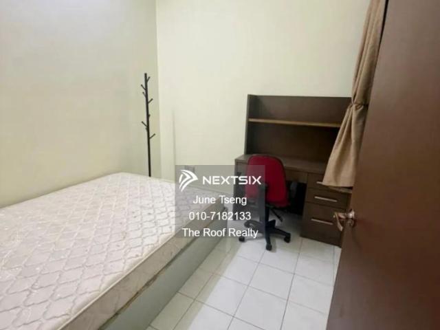 Taman Daya 1 Storey Terrace House For Rent