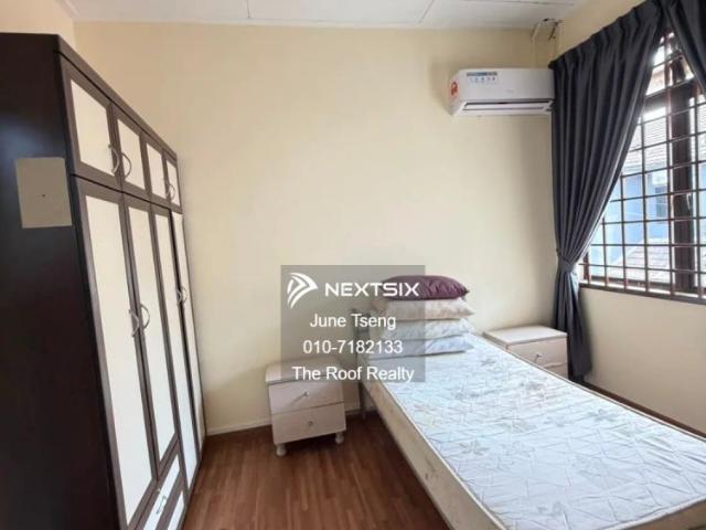 Taman Daya 2 Storey Terrace House For Rent