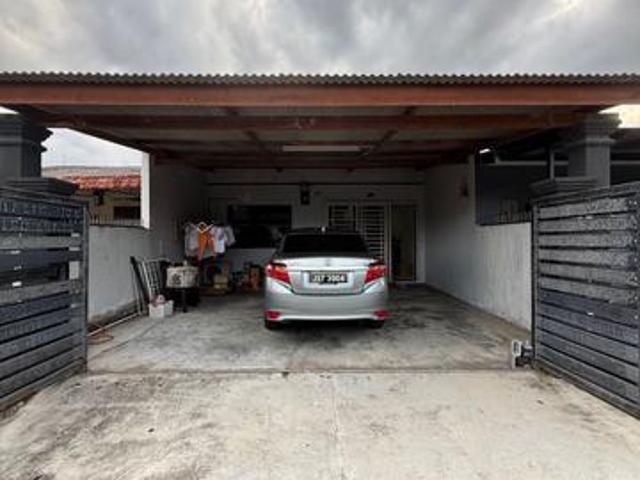 Taman dayasingle storeylow costgood condition