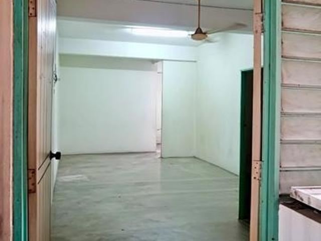 Taman Dedap Apartment 915sqft Near Chung Ling High Valuation Unit