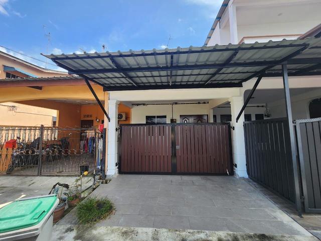 Jalan Ilham Kluang Single Storey Terrace House