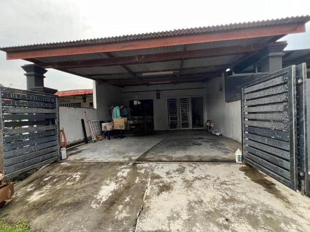 Taman Delima Single Storey Full loan johor