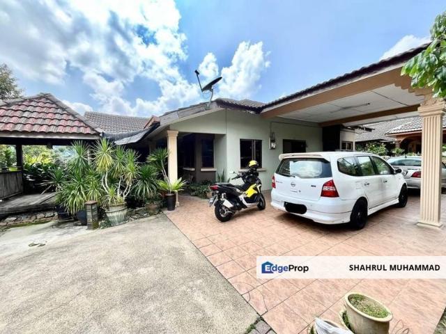Taman Desa Melor