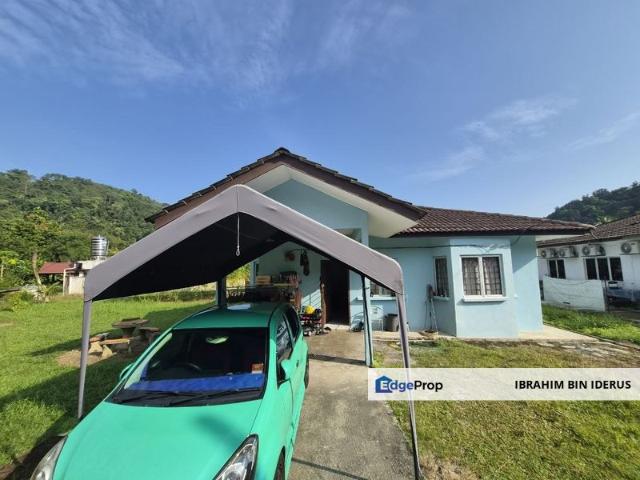 Taman Desa Melor