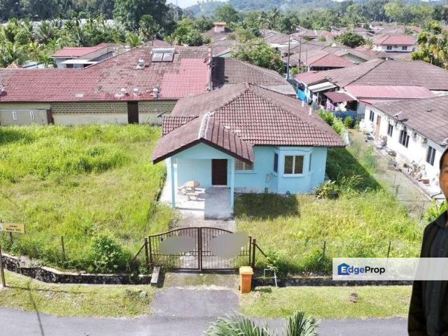 Taman Desa Melor