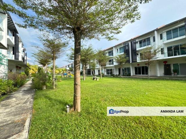 Taman Desa Oren