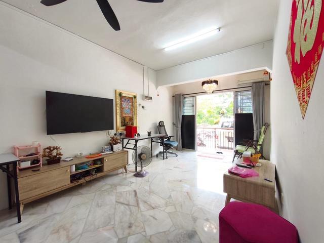 Taman Desa Kempas Apartment Full Furnish Corner For Sale