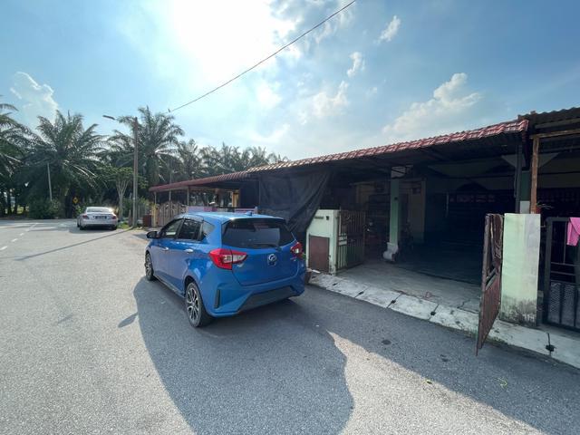 Taman Desa Kencana Kampung Bukit Kapar Klang