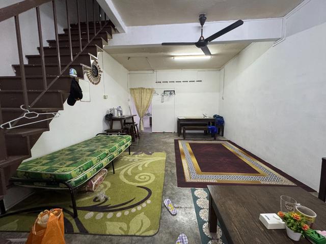 TAMAN DESA KLUANG Rumah Murah Kos Rendah 2 Tingkat Extend Dapur