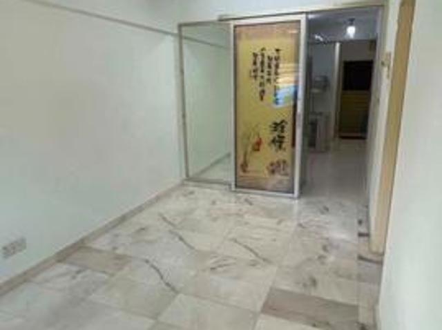 taman ehsan jaya flat