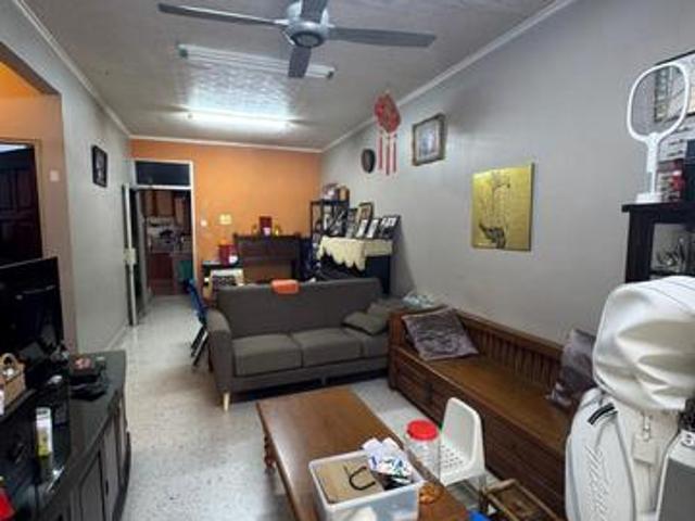 Taman ehsan single storey well kept