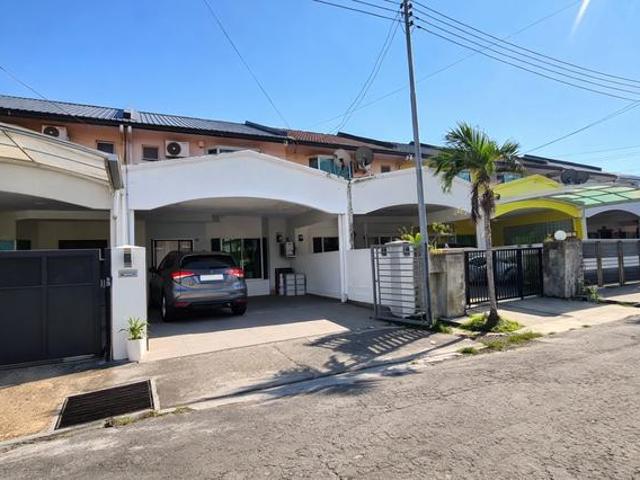 Taman Fajar Kolombong 2 Storey House Well Maintained